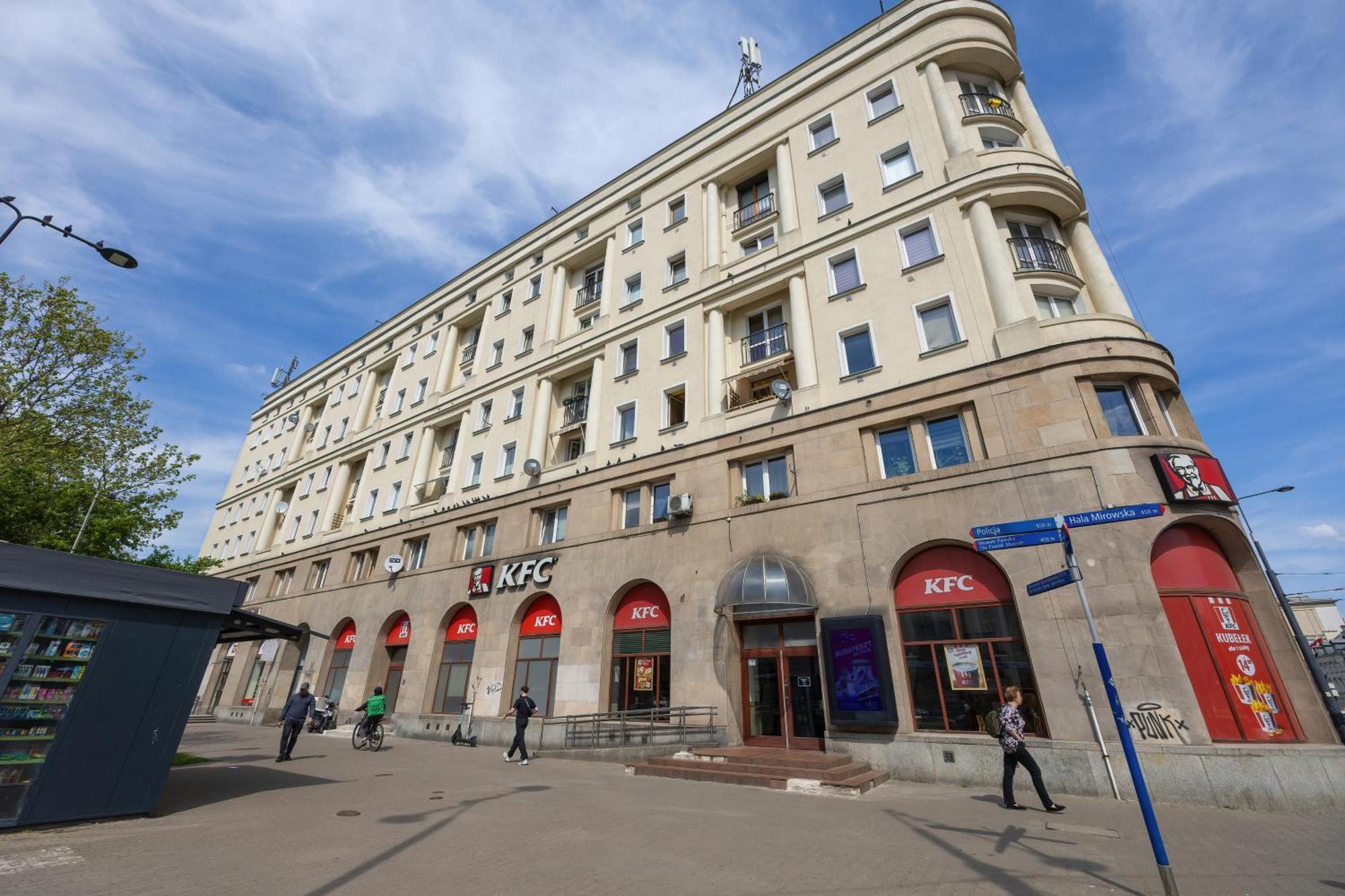 J&W Apartments Studio Solidarnosci Варшава Екстериор снимка