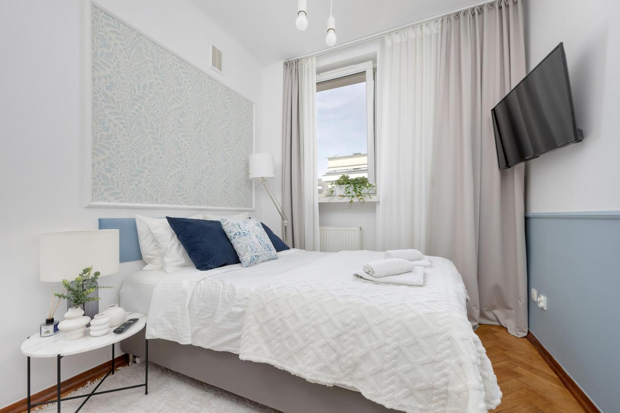 J&W Apartments Studio Solidarnosci Варшава Екстериор снимка